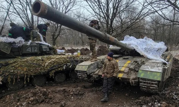 Pháp lên tiếng về việc Mỹ, Đức thông báo gửi xe tăng cho Ukraine